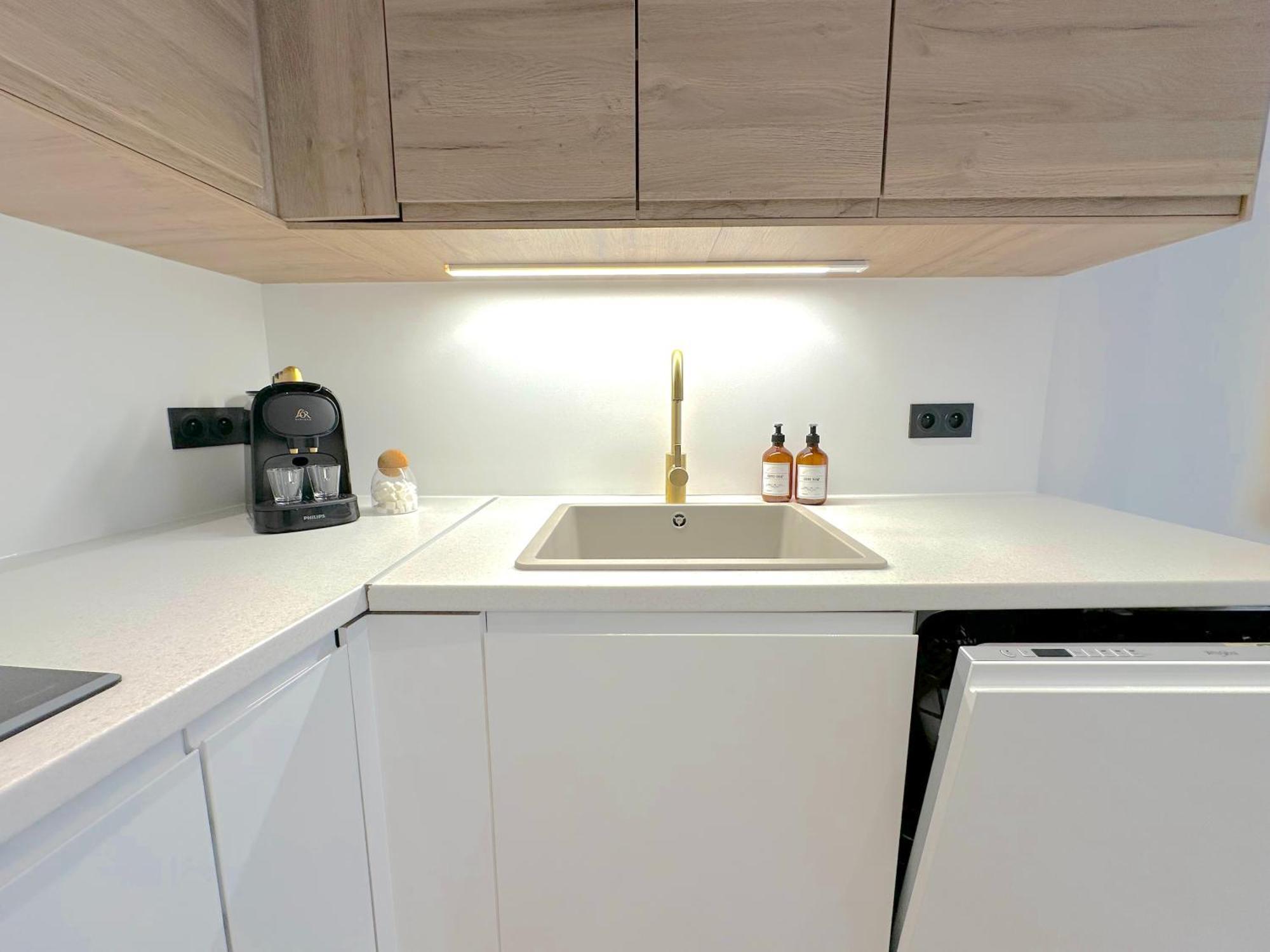 Monaco # Menton - 6 Persons - 2 Bedrooms - Full Renovated - Private Parking - Hypercenter - Clim - Beach And Sun Μεντόν Εξωτερικό φωτογραφία