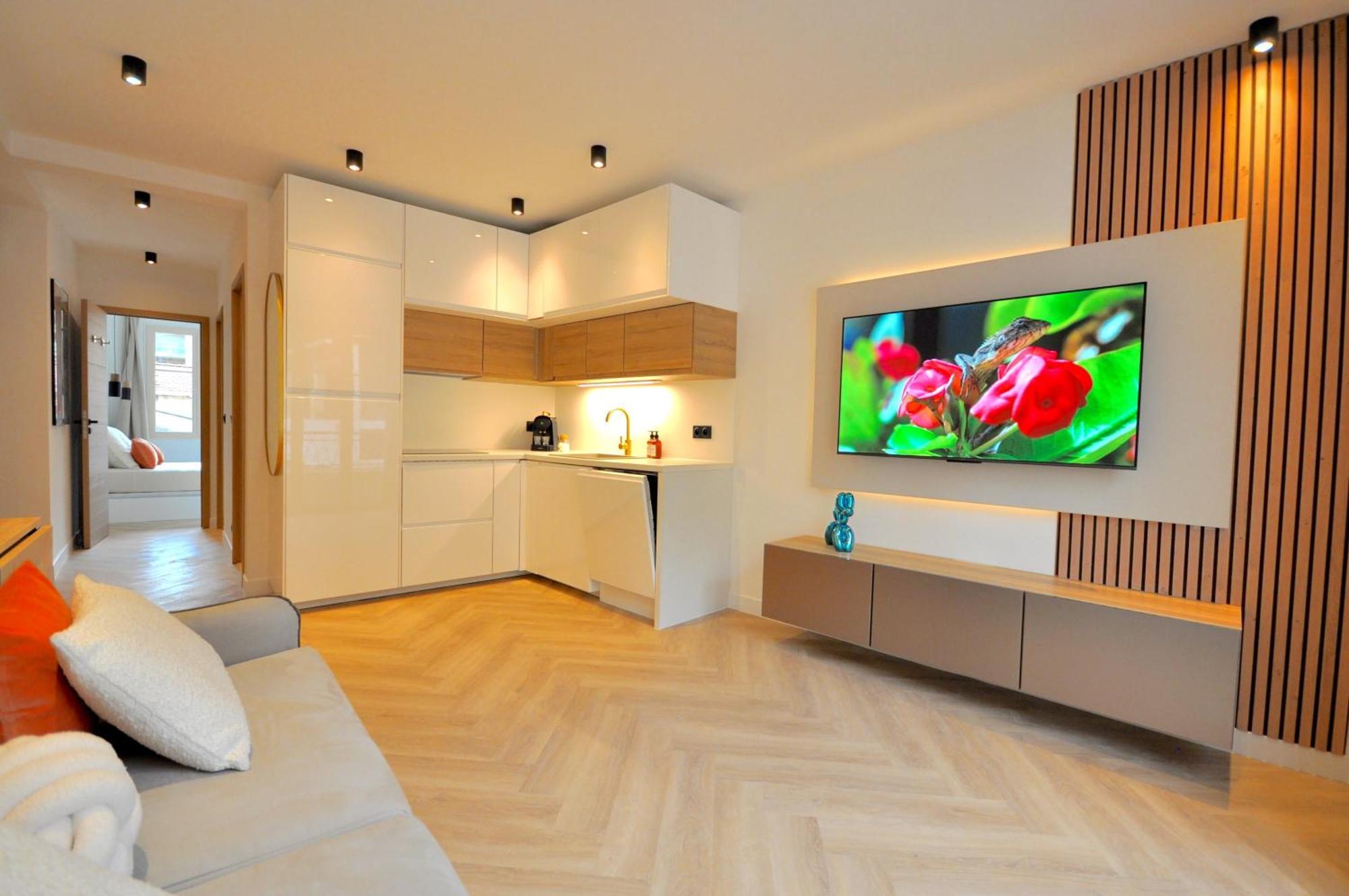 Monaco # Menton - 6 Persons - 2 Bedrooms - Full Renovated - Private Parking - Hypercenter - Clim - Beach And Sun Μεντόν Εξωτερικό φωτογραφία