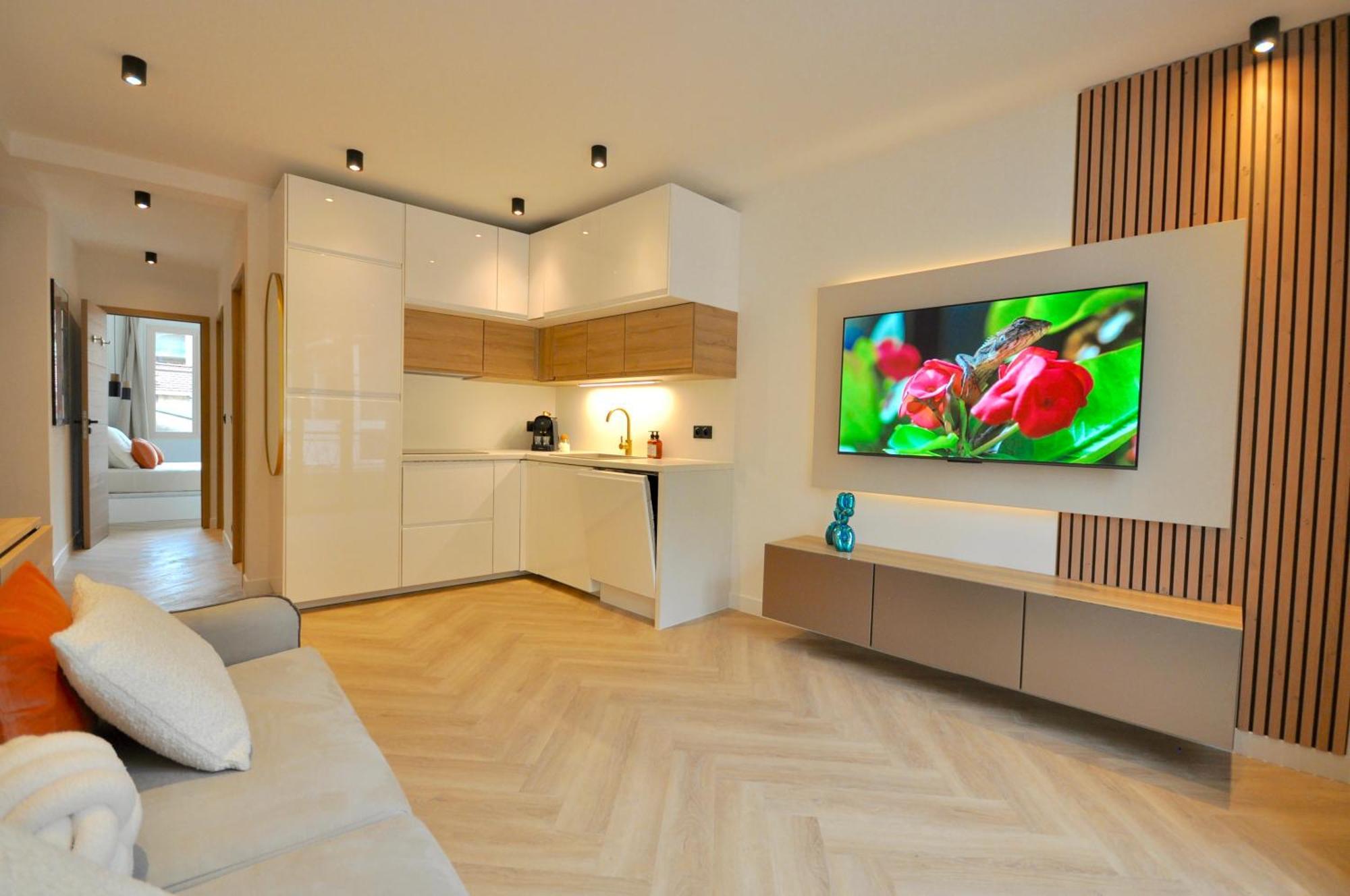 Monaco # Menton - 6 Persons - 2 Bedrooms - Full Renovated - Private Parking - Hypercenter - Clim - Beach And Sun Μεντόν Εξωτερικό φωτογραφία