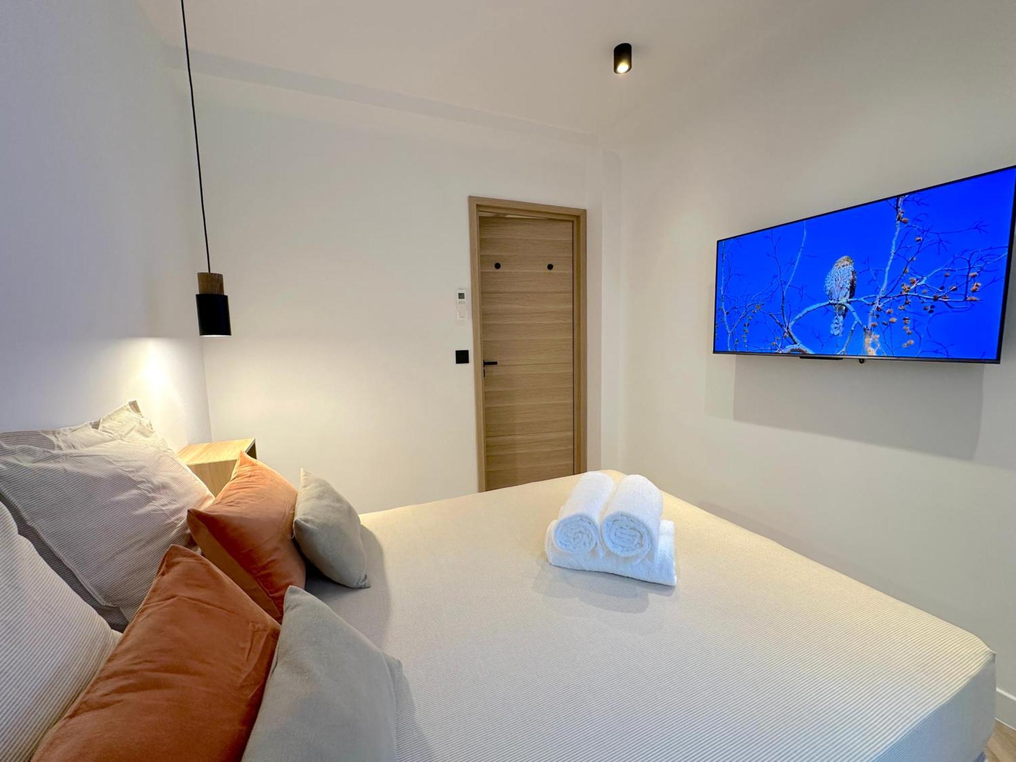 Monaco # Menton - 6 Persons - 2 Bedrooms - Full Renovated - Private Parking - Hypercenter - Clim - Beach And Sun Μεντόν Εξωτερικό φωτογραφία